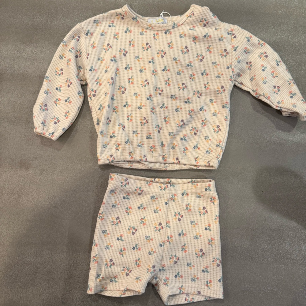 LUX Kids Floral Pajama Set - Cream. Size 24 months